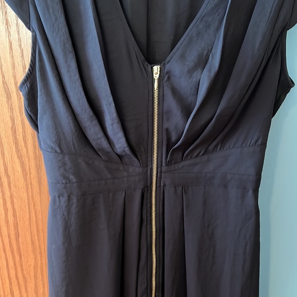 H&M Little Black Dress Size 8 Gold Zipper V-neck Pleats Defined Waist Party Goth - Picture 2 of 7